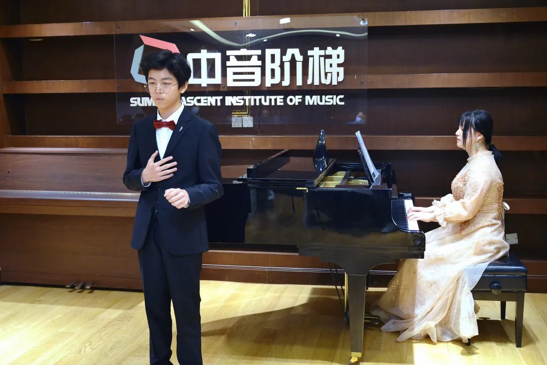 北京哪里能学声乐，中音阶梯教学体系
